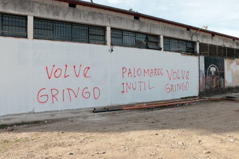Palpalá: denuncian pintadas en dependencias del municipio