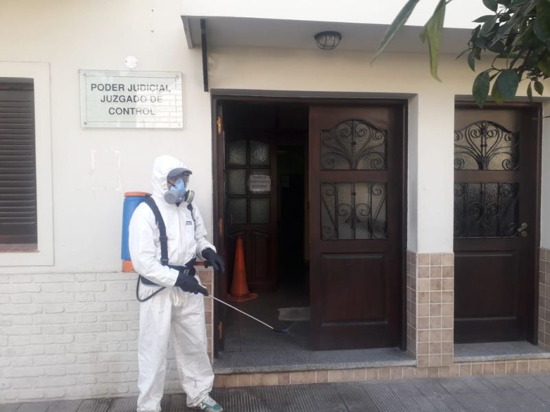 Emergencia sanitaria por COVID-19: desinfectaron los edificios del Poder Judicial