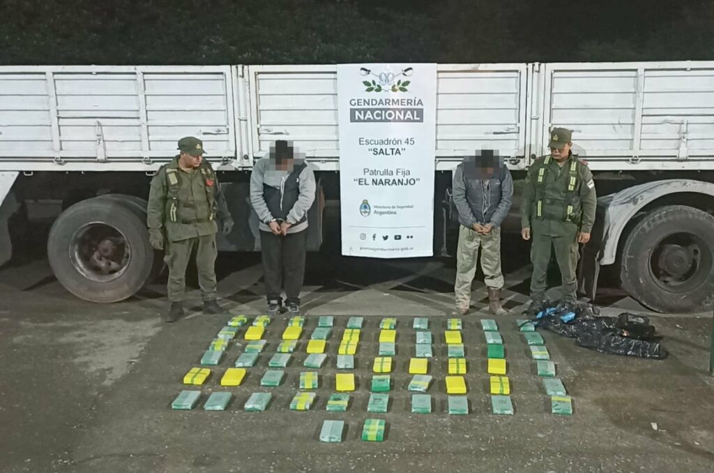 Salió de Jujuy: acondicionaron más de 65 kilos de cocaína en el chasis de un camión